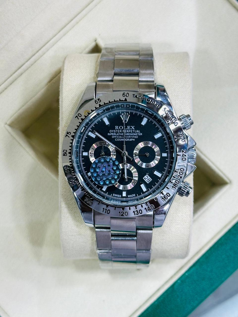 Rolex daytona
Choronograph working
Date working