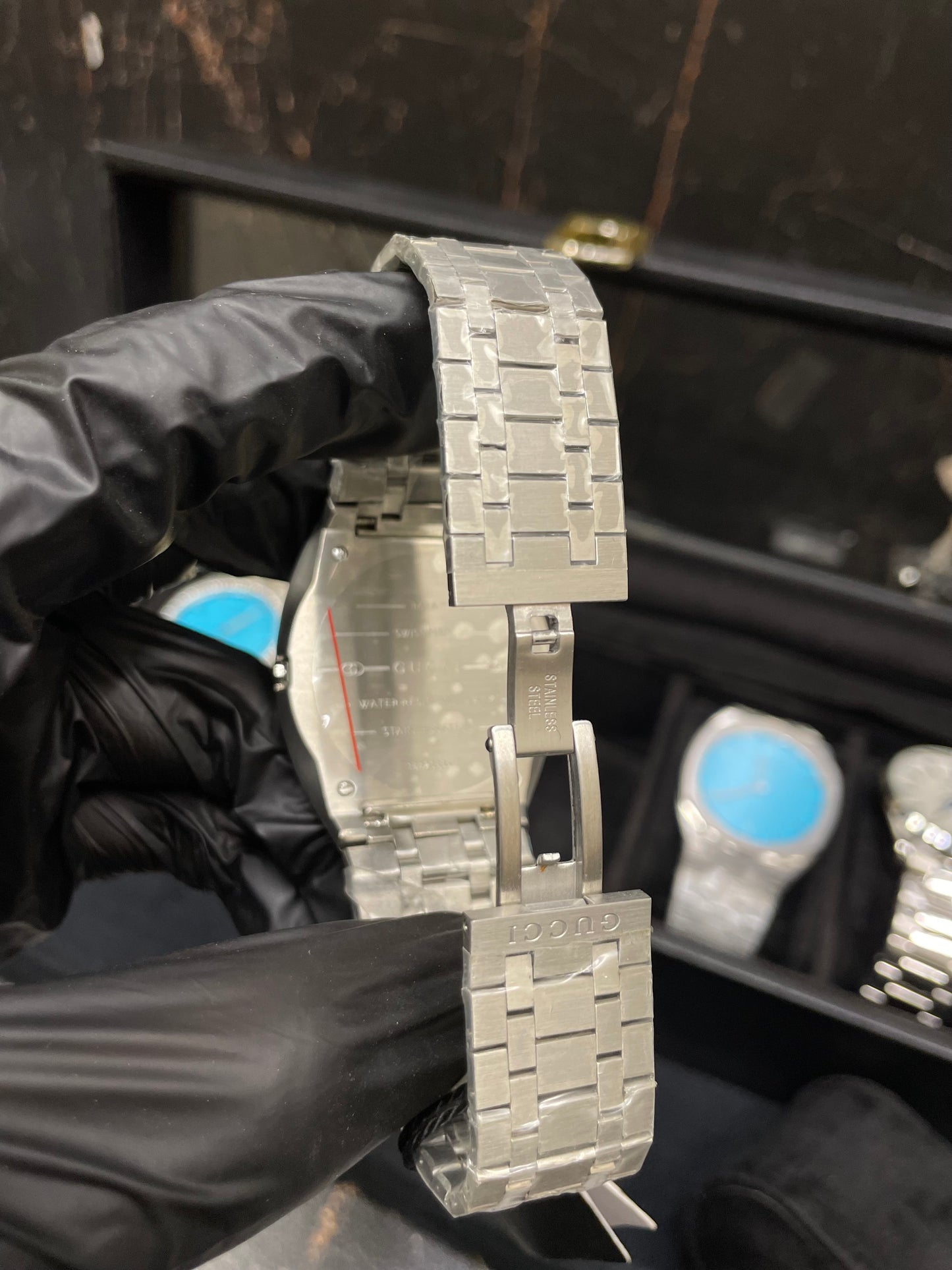 Gucci Diamond Cut Bazel