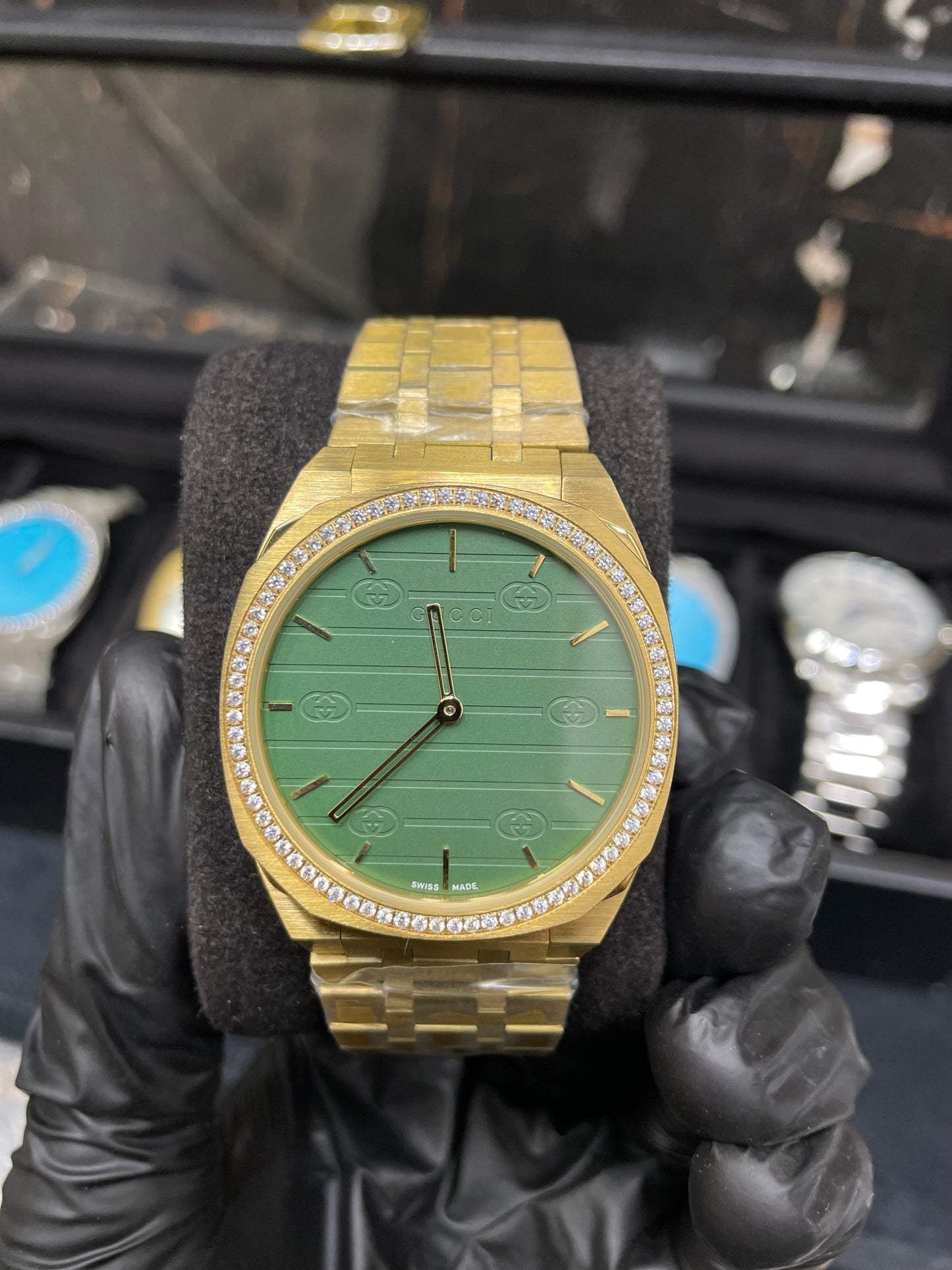 Gucci Diamond Cut Bazel