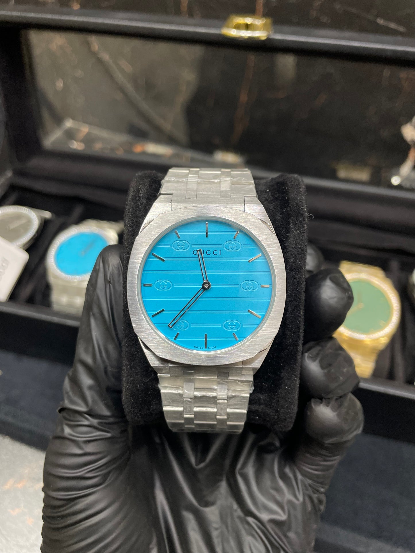 Gucci Diamond Cut Bazel